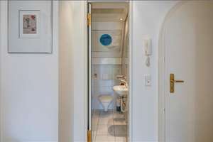 Möbliert: Lichtdurchflutete Dachterrassenwohnung mit Galerie – Die vollständige Adresse der Immobilie erhältst du vom Anbieter., 81545 Harlaching, München – Vorschaubild 18