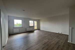 Familienfreundliche 4-Zimmer Wohnung mit Balkon in Zwickau, Neuplanitz – Dortmunder Straße 20, 8062 Neuplanitz, Zwickau – Vorschaubild 3