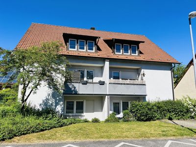 *SOFORT BEZIEHBAR* Moderne, helle 2 Zimmer-Erdgeschosswohnung mit Einbauküche, sonnigem Balkon u. S