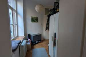 Helle 2-Zimmer-Wohnung im 1. OG in Aachen Innenstadt – Rochusstraße 61, 52062 Hansemannplatz, Aachen – Vorschaubild 2