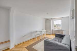 Helle Dachgeschosswohnung mit Wohlfühlcharakter in Steglitz – Die vollständige Adresse der Immobilie erhältst du vom Anbieter., 12165 Steglitz, Berlin – Vorschaubild 2