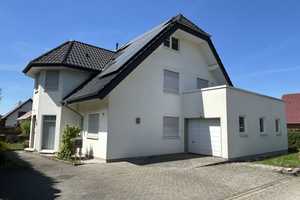 Gepflegtes und geräumiges Einfamilienhaus in Warburg – Höxter (Kreis) – Vorschaubild 1