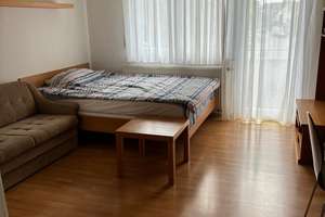 Helle 1-Zimmer-Wohnung mit Balkon & EBK in ruhiger Lage in Stuttgart- Weilimdorf – Deidesheimer Straße 15, 70499 Weilimdorf (Ortsteil), Stuttgart – Vorschaubild 2
