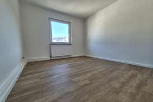 2-Zimmer-Wohnung mit Balkon in guter Solinger Lage – Blumenstraße 31, 42655 Solingen-Mitte, Solingen – Vorschaubild 2