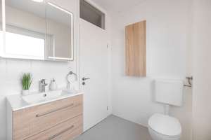 Einziehen und Wohlfühlen: Modern saniertes Reihenmittelhaus in Stein – Die vollständige Adresse der Immobilie erhältst du vom Anbieter., 90547 Stein – Vorschaubild 12