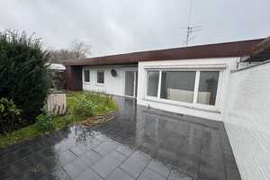 Bezugsfertiger Bungalow mit Garage und Garten in Salzgitter-Fredenberg – Salzgitter – Vorschaubild 1