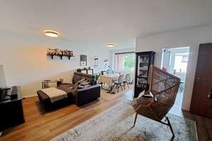 Mit Balkon! Individuelle 3-Zimmer-Wohnung in Bremerhaven-Lehe – Adolfstraße 19, 27576 Lehe, Bremerhaven – Vorschaubild 2