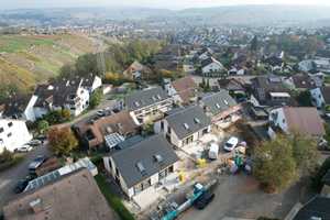 Wunderschöne Doppelhaushälfte mit eigenem Garten, Carport und Außenstellplatz in Besigheim! – Trollingerweg 14, 74354 Ludwigsburg (Kreis) – Vorschaubild 3