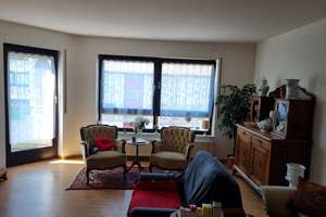 Helle 3-Zi.-Wohnung in Koblenz-Süd mit Balkon,  Aufzug & Stellplatz