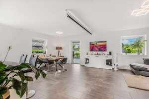 Exklusive Stadtvilla in Traumlage – Bad Bramstedt von seiner besten Seite! – Die vollständige Adresse der Immobilie erhältst du vom Anbieter., 24576 Bad Bramstedt – Vorschaubild 6