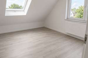 Erstbezug – hochwertig neu ausgebautes Dachgeschoss mit Maisonette-Charakter und Loggia in Dortmund- – Somborner Straße 62, 44388 Lütgendortmund (Ortsteil), Dortmund – Vorschaubild 8