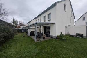 Hochwertiger Niedrigenergie Doppelhaushälfte, 5 Zimmern (EBK), großer Garten im Neubaugebiet Hanau – Silbergrasweg 5, 63457 Wolfgang, Hanau – Vorschaubild 1