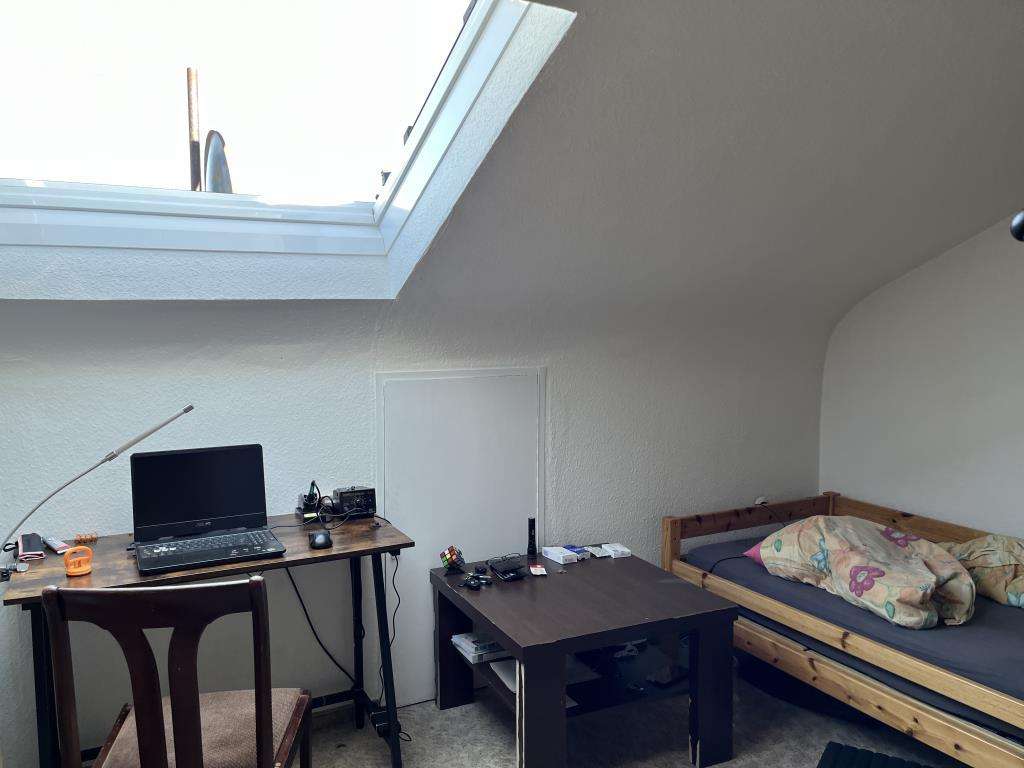 Immobilie in Albstadt - Sonnige 2 - Zimmer - Dachgeschosswohnung in Onstmettingen
 - Bild 3