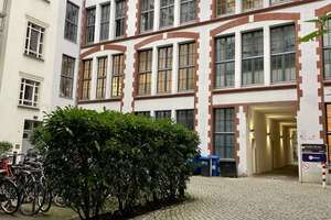 Bezugsfrei! Erdgeschosswohnung mit hohen Decken und Mini-Terrasse im Winsviertel – Die vollständige Adresse der Immobilie erhältst du vom Anbieter., 10405 Prenzlauer Berg, Berlin – Vorschaubild 12
