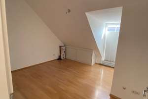 gemütliche DG-Wohnung mit sonniger Loggia und zusätzlichem Balkon – Agathenstraße 25, 81827 Waldtrudering, München – Vorschaubild 10