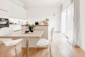 Niendorf: Großzügiges Einfamilienhaus mit PKW Stellplatz+Garten – Die vollständige Adresse der Immobilie erhältst du vom Anbieter., 22459 Niendorf, Hamburg – Vorschaubild 1