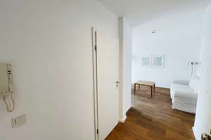 Herzschlag St. Pauli: 1,5-Zimmerwohnung mit Balkon & Weitblick – Reeperbahn 157, 20359 Sankt Pauli, Hamburg – Vorschaubild 2