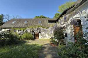 LANDHAUS IM GESCHÜTZTEN NATURPARADIES - ERWECKEN SIE ES ZU NEUEM LEBEN! – Krefeld – Vorschaubild 3