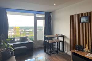 Zuhause mit Balkon und durchdachtem Grundriss in Gelsenkirchen – Am Stadtgarten 1-3, 45879 Altstadt, Gelsenkirchen – Vorschaubild 3