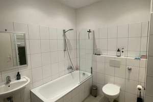 Stilvolle 2-Zimmer-Wohnung in erstklassiger Lage Oberkassel – Cheruskerstraße 99, 40545 Oberkassel, Düsseldorf – Vorschaubild 2