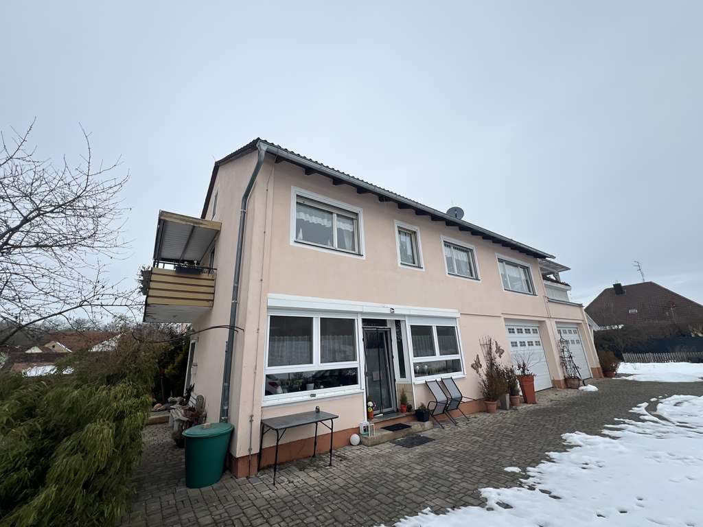 Immobilie in Uffenheim - Mehrgenerationenhaus in Uffenheim - Bild 1