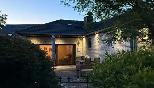 Bild von AllesAußerGewöhnlich- Bungalow Einfamilienhaus in bevorzugter Lage von 31234 Edemissen/ Kernort