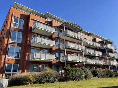 Großzügige 4-Zimmer-Wohnung mit Balkon im Herzen von Rissen!