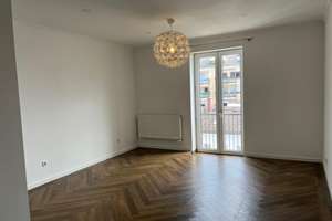 Stilaltbauwohnung mit großen, hohen Räumen und Einbauküche in der Fußgängerzone! – Die vollständige Adresse der Immobilie erhältst du vom Anbieter., 61348 Bad Homburg vor der Höhe – Vorschaubild 5