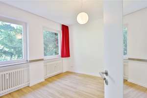 Seltene Gelegenheit am Hammerschmidtplatz – 171 m² Maisonette mit Garten und Büro – Die vollständige Adresse der Immobilie erhältst du vom Anbieter., 47798 Stadtmitte, Krefeld – Vorschaubild 20