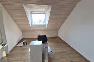 Wunderschöne DG Wohnung mit Blick über Stuttgart – Die vollständige Adresse der Immobilie erhältst du vom Anbieter., 70191 Mönchhalde, Stuttgart – Vorschaubild 7