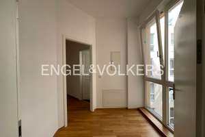 Bezugsfrei: 5 -Zimmer-Wohnung mit Balkon, TG-Stellplatz und Lift in Zentrumslage! – Die vollständige Adresse der Immobilie erhältst du vom Anbieter., 4105 Zentrum-Nord, Leipzig – Vorschaubild 3
