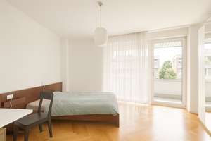 *LEBENSKOMFORT PUR* - 5 ZI WOHNUNG MIT TERRASSE IN NIEDERKASSEL – Peter-Roos-Str. 10, 40547 Niederkassel, Düsseldorf – Vorschaubild 6