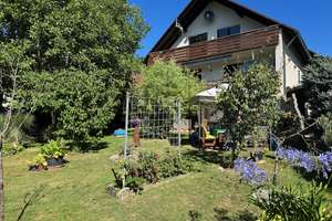 Blick ins Grüne: Gartenparadies, Werkstatt, viel Platz für Ihre Pläne – Die vollständige Adresse der Immobilie erhältst du vom Anbieter., 91287 Plech – Vorschaubild 1