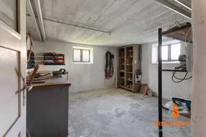 IMMOSPACE *** GROßZÜGIGES EIN-  BZW ZWEIFAMILIENHAUS MIT GARTEN, XXL-GARAGEN UND STADELBEREICH *** – Augsburg (Kreis) – Vorschaubild 19