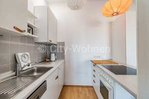 Möbliert: Wunderschöne, möblierte 1-Zimmer Wohnung in Hamburg Eppendorf über den Dächern der Stadt – Geschwister-Scholl-Straße (a.A.), 20251 Hamburg – Vorschaubild 11