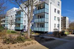 Schöne 4-Zimmer-Wohnung mit Balkon und Stellplatz in Wiesbaden Schierstein – Neckarstrasse 5, 65201 Wiesbaden – Vorschaubild 3