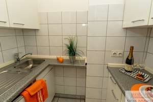 Exklusive Kombination aus luxuriösem Wohnen und repräsentativem Gewerbe in Düsseldorf-Benrath – Die vollständige Adresse der Immobilie erhältst du vom Anbieter., 40597 Benrath, Düsseldorf – Vorschaubild 15
