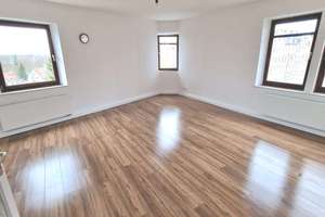 Schöne und renovierte 3-Zimmer Wohnung!