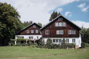 Ein Ort zum Ankommen – Traumhaftes Anwesen mit zwei Wohnhäusern, Teich und weitläufigem Land – Die vollständige Adresse der Immobilie erhältst du vom Anbieter., 36452 Kaltennordheim – Vorschaubild 13