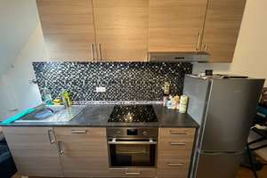 Helle 2-Zimmer-Wohnung im 4. OG in Düsseldorf-Heerdt Telefonnummer 015754146298 – Heerdter landstr 36, 40549 Heerdt, Düsseldorf – Vorschaubild 6