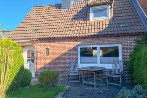 "Domstadt-Idylle"
Ihr Refugium im Herzen von Dithmarschen – Die vollständige Adresse der Immobilie erhältst du vom Anbieter., 25704 Meldorf – Vorschaubild 12