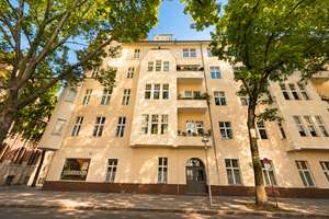Großzügiger Altbauklassiker in ruhiger Top-Citylage - Miet- und provisionsfrei