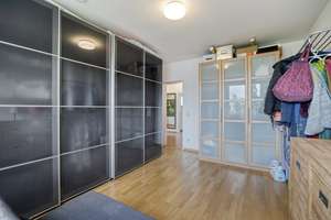 helle, sonnige ETW mit sep. Gäste Apartment nähe Seestern (in Lörick) ! – 40547 Lörick, Düsseldorf – Vorschaubild 13