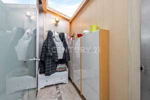 Sehr gepflegtes und modernes Reihenmittelhaus für die ganze Familie – Die vollständige Adresse der Immobilie erhältst du vom Anbieter., 70329 Hedelfingen (Ortsteil), Stuttgart – Vorschaubild 8