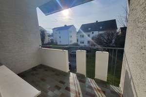 Erstbezug nach Sanierung! Helle 2-Zimmer-Wohnung mit Balkon & inkl. Stellplatz in Bonn-Duisdorf – Die vollständige Adresse der Immobilie erhältst du vom Anbieter., 53123 Duisdorf, Bonn – Vorschaubild 3