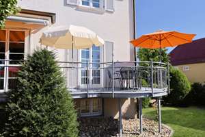 Freistehendes EINFAMILIENANWESEN mit Einliegerwohnung, großem Garten & Dachterrasse in Böblingen – 71032 Böblingen – Vorschaubild 3