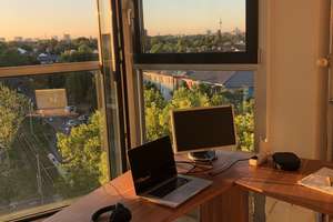 Wohnen mit Charakter: Großzügiges Apartment am Rheingoldplatz