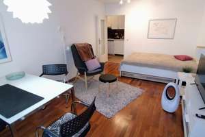 Voll möbliertes All-inclusive-Apartment inkl. Internet, Strom, Heizung und TG-Stellplatz nähe BMW – Knorrstraße 59, 80807 Milbertshofen, München – Vorschaubild 2