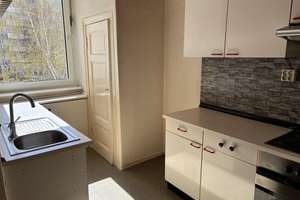 Exklusive 3‑Zimmer‑Altbauwohnung mit Kamin nahe Kurfürstendamm – keine Käuferprovision – Rankestraße 14, 10789 Charlottenburg, Berlin – Vorschaubild 8