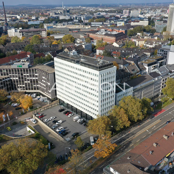 Sky 82 – Zentrale Büros | Attraktive Ausstattung | Kurzfristig bezugsfertig